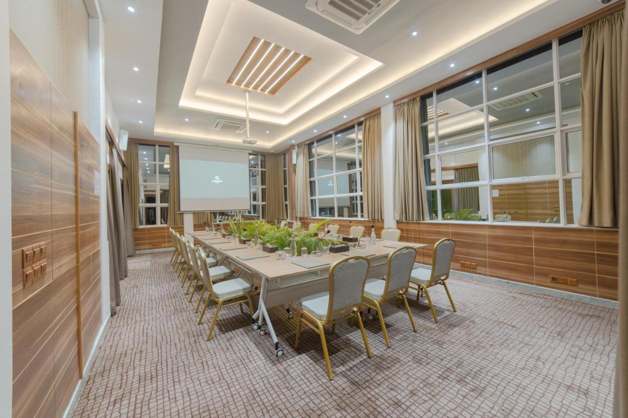 Samann Host Hotel 4*