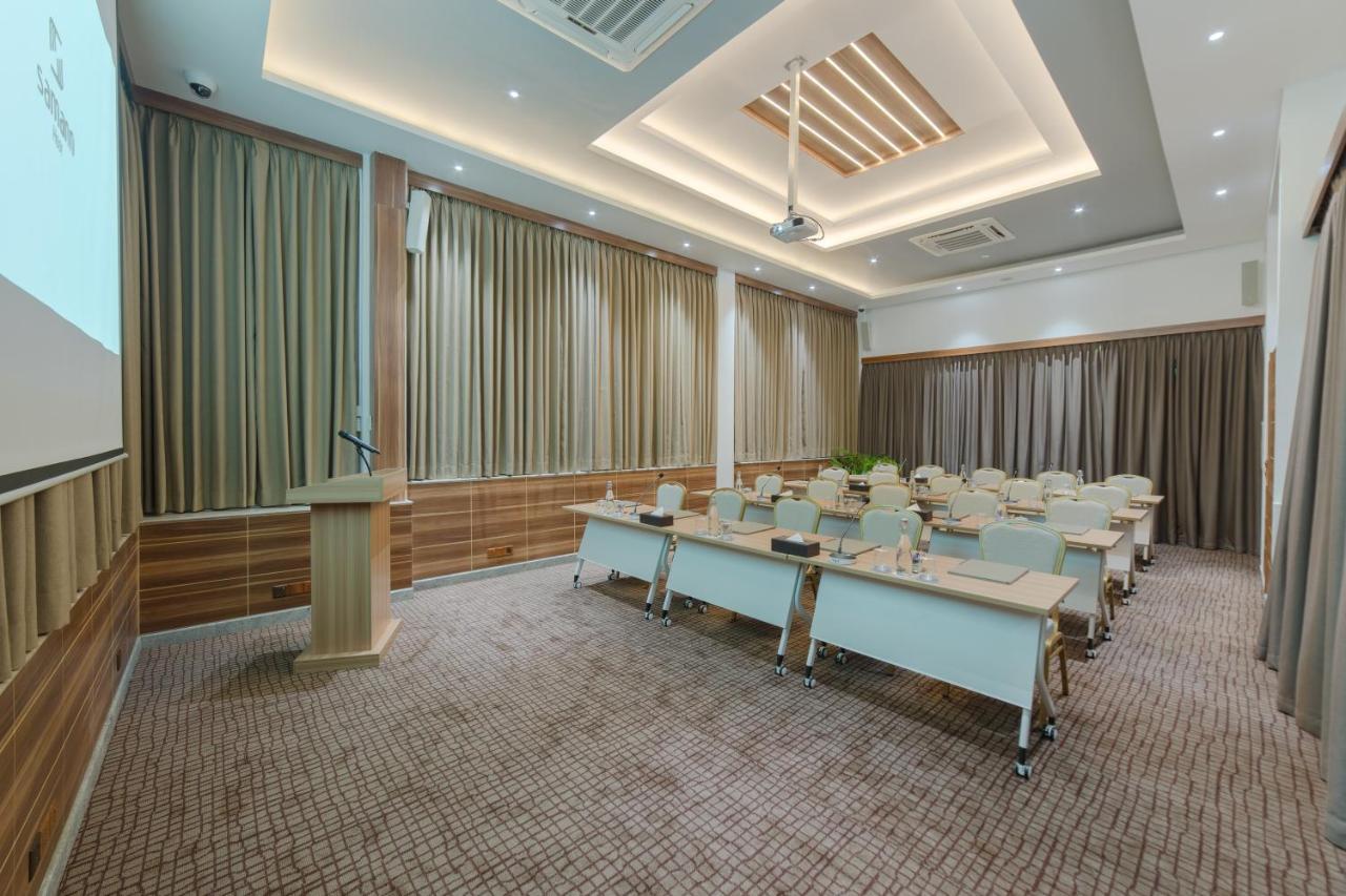 Samann Host Отель 4*